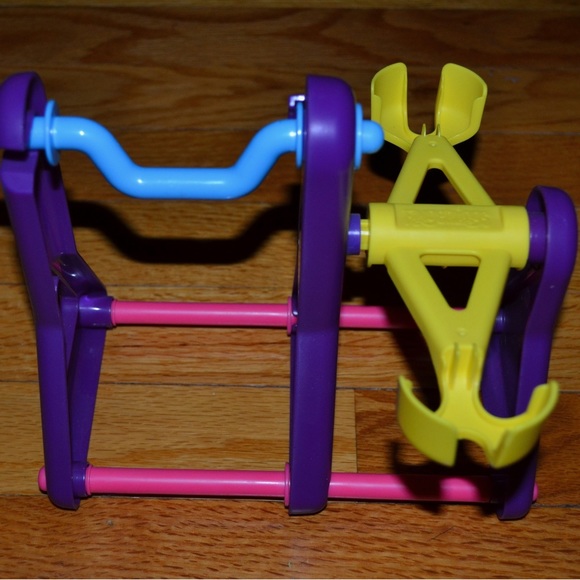Fingerlings seesaw play set - Picture 2 of 7